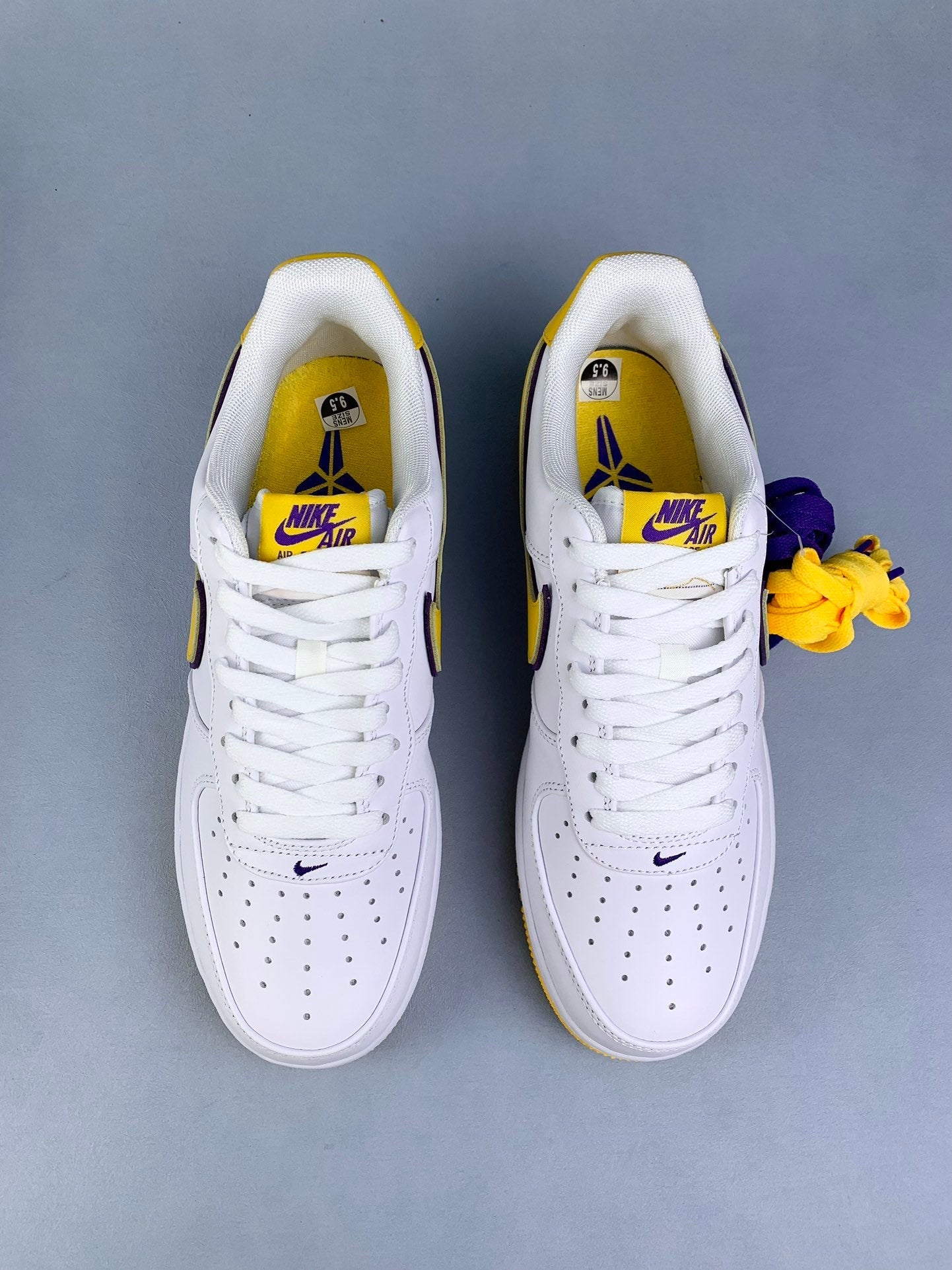 NIKE Air Force 1 Sneakers