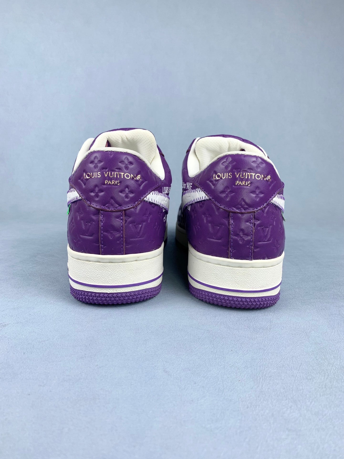 NIKE Air Force 1 Sneakers