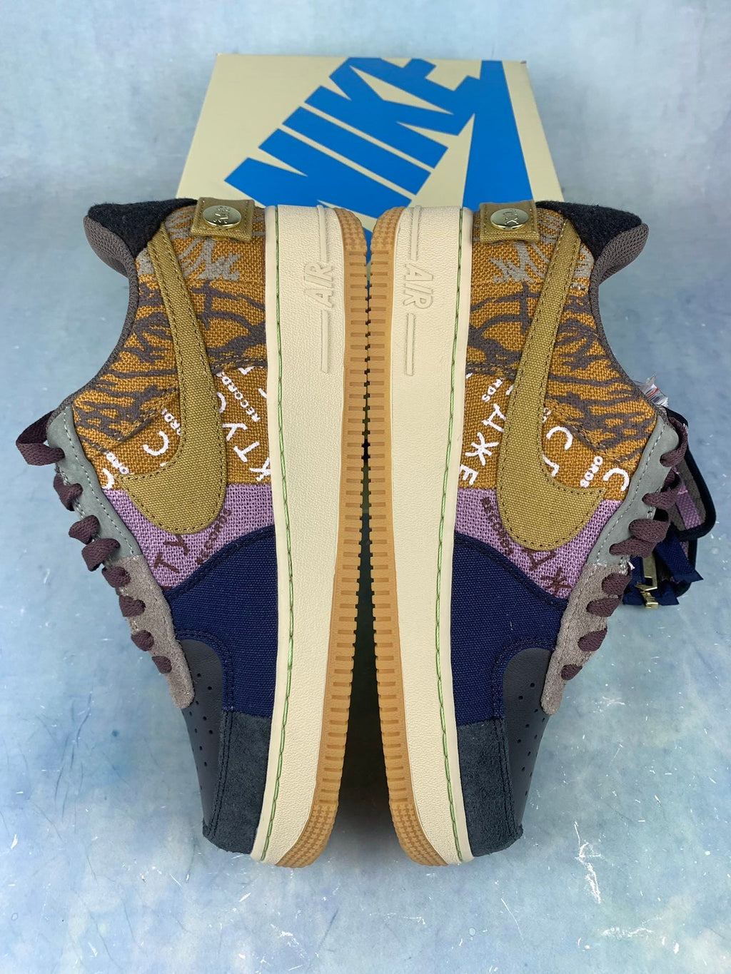 NIKE Air Force 1 Sneakers