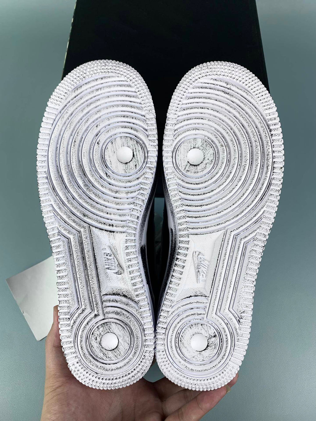 NIKE Air Force 1 Sneakers